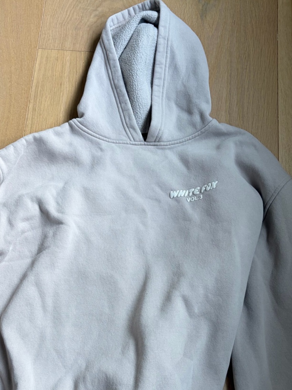 White Fox Boutique Beige/Light Gray 'White Fox' Logo Hoodie - Picture 2 of 2